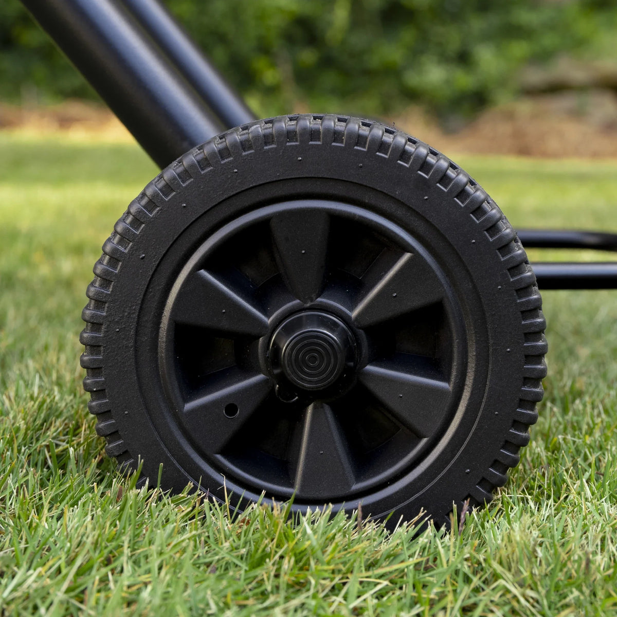 King-Griller™ Gambler™ Portable Charcoal Grill