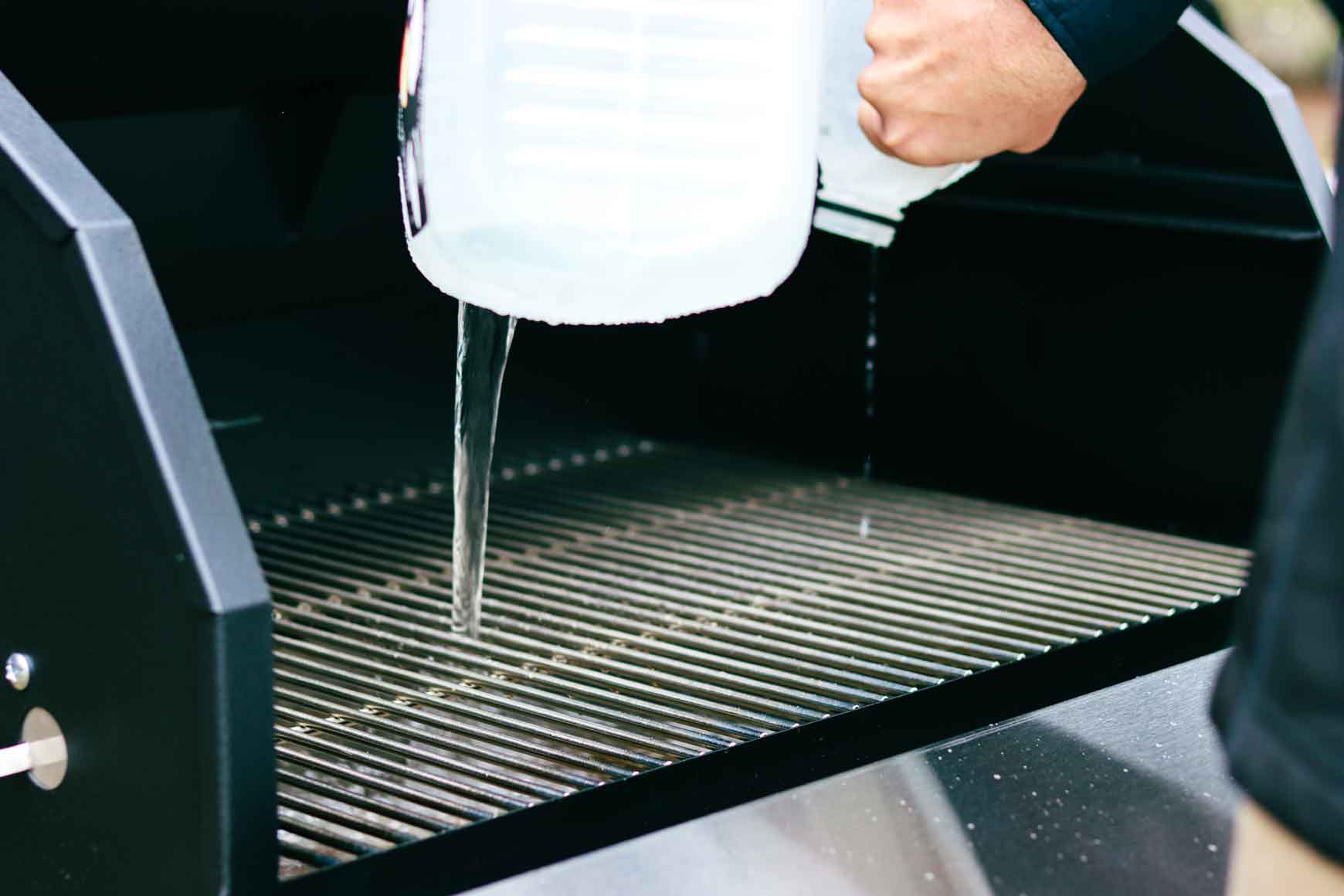 BARQ-H2O Pellet Smoker - Powered by Smokin' Brothers - Myron Mixon Smokers