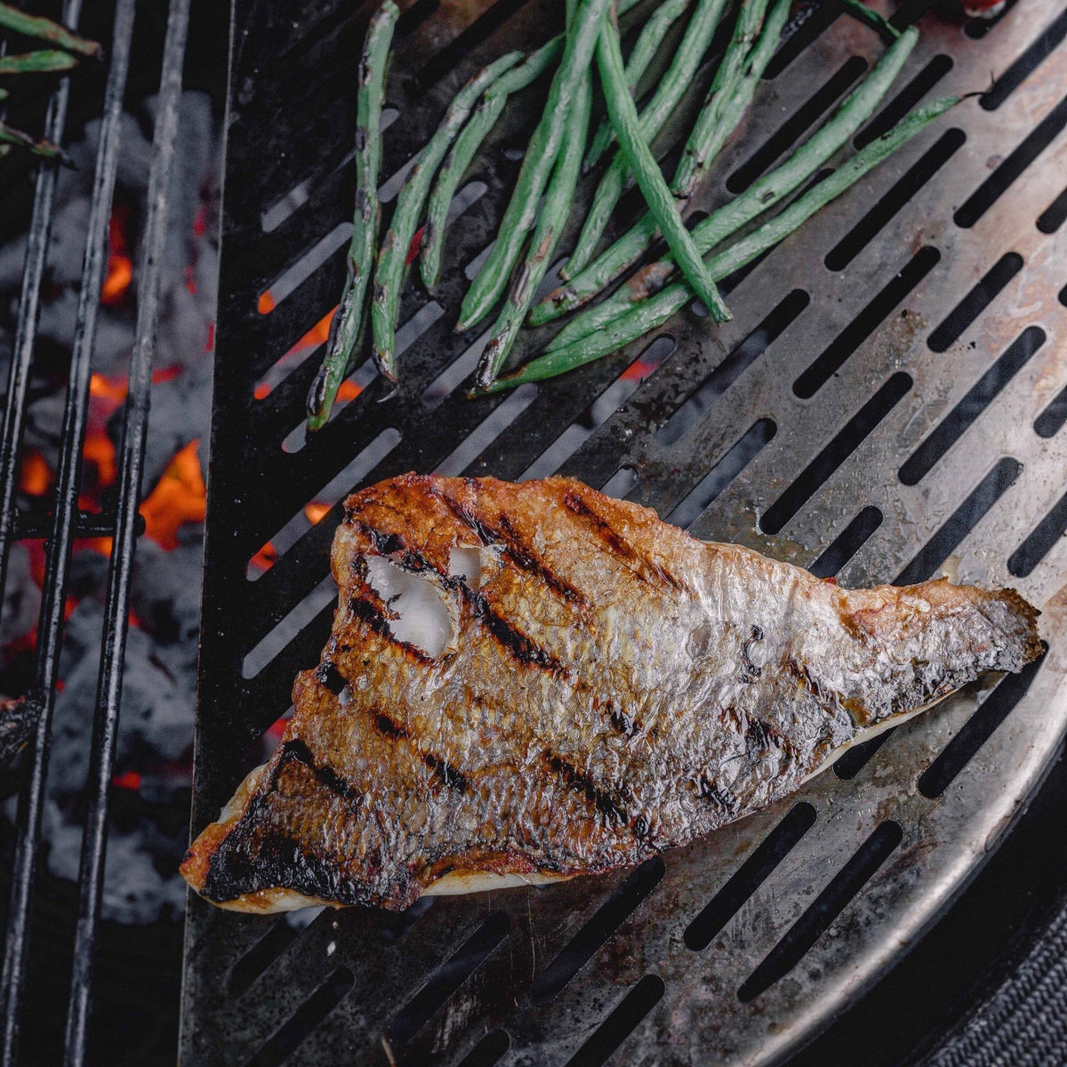 Konnected Joe™ Digital Charcoal Grill and Smoker, Cover, and Grate Bundle