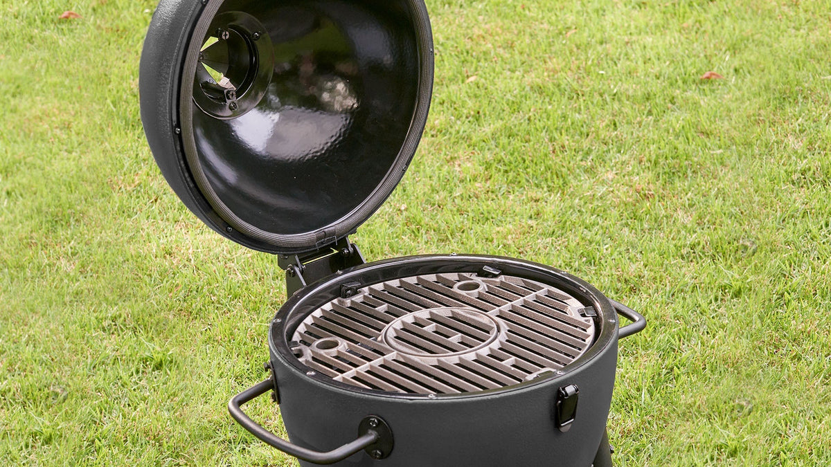 AKORN® Jr. Kamado Grill, Smokin' Stone, Cover, Chimney Bundle how it works photo