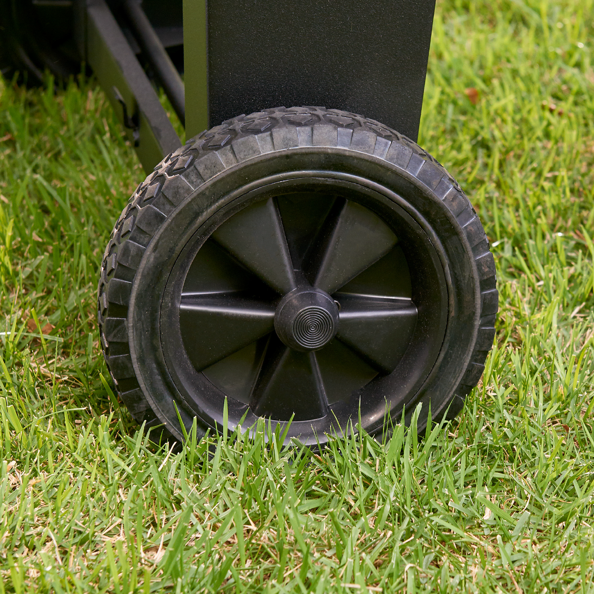Double Play® Gas & Charcoal Grill
