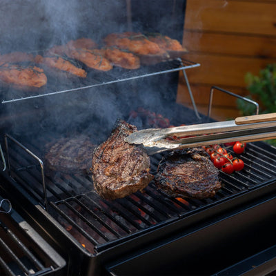 FlexFuel™ Plus Grill, Griddle and Smoker