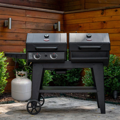 FlexFuel™ Plus Grill, Griddle and Smoker