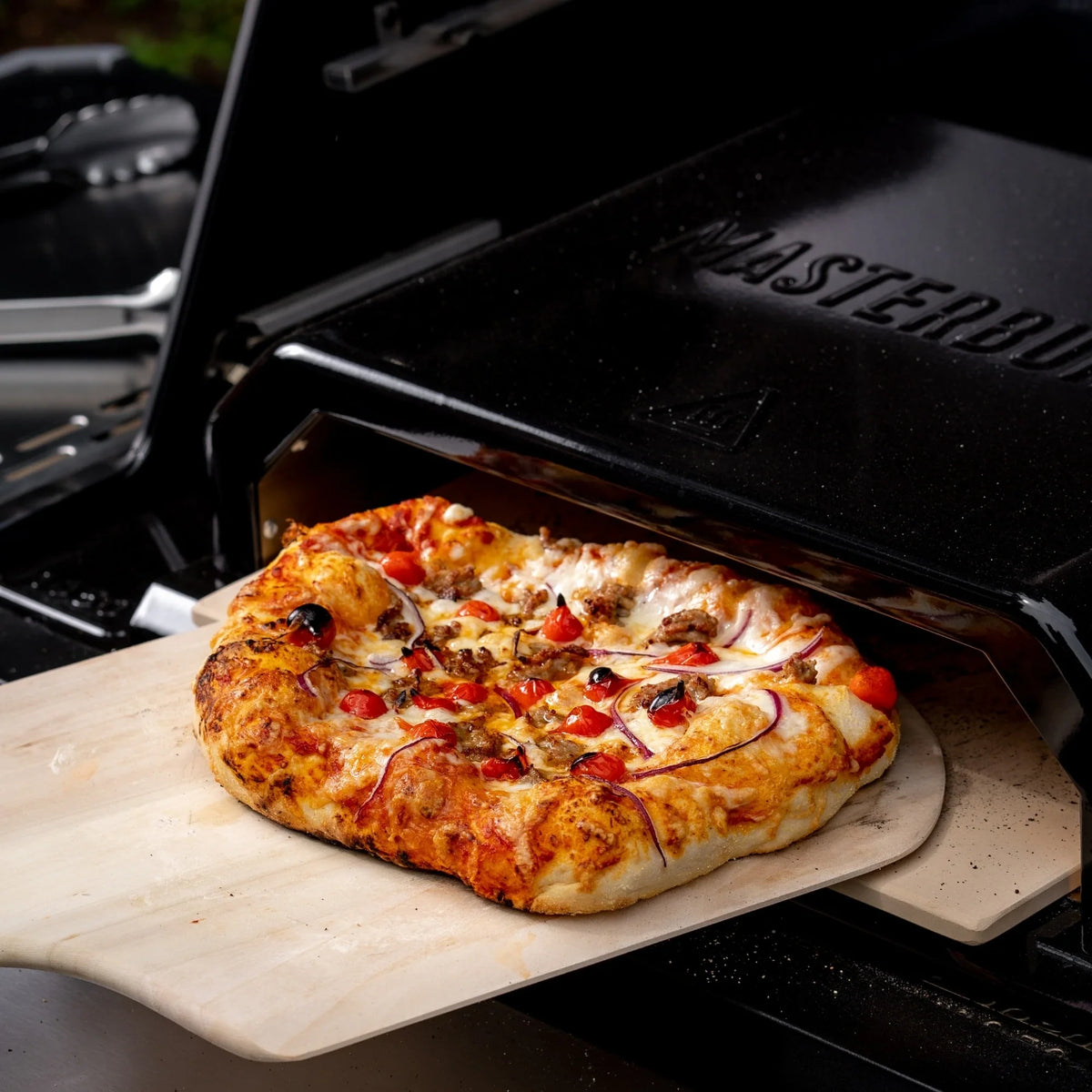 Gravity Series® 900 Digital Charcoal Grill + Smoker with Pizza Oven Bundle