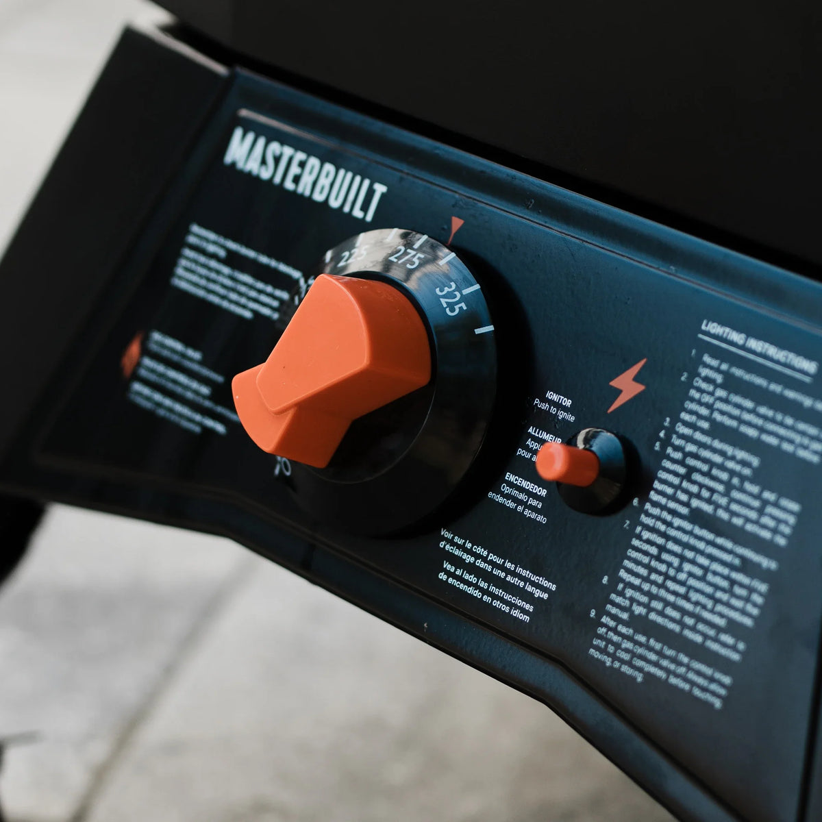 40-Inch ThermoTemp™ XL Propane Smoker