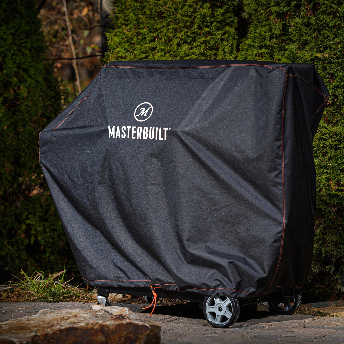 Gravity Series® XT Digital Charcoal Grill + Smoker with Cover Bundle